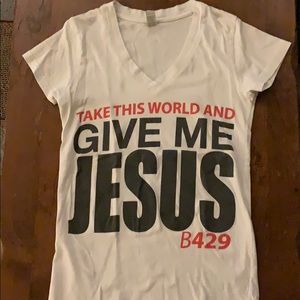 Building 429 V-Neck tee size Small